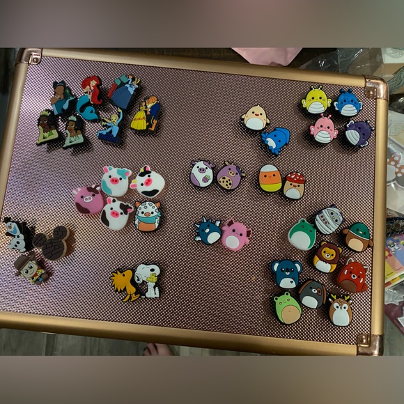 Bundle show-Croc Charms, Bracelets & Keychains - Picture 15 of 15